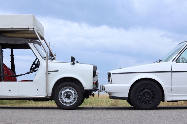 Trabant Tramp 1.1 gegen Golf 1 Cabrio